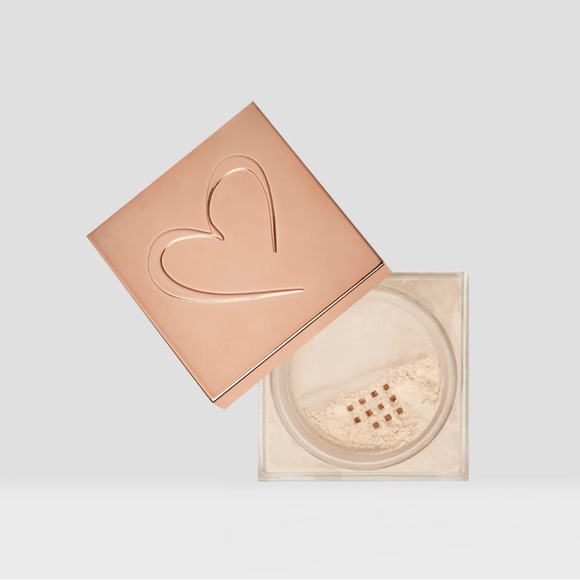 Translucent Dream Loose Setting Powder - Picture 2 of 3